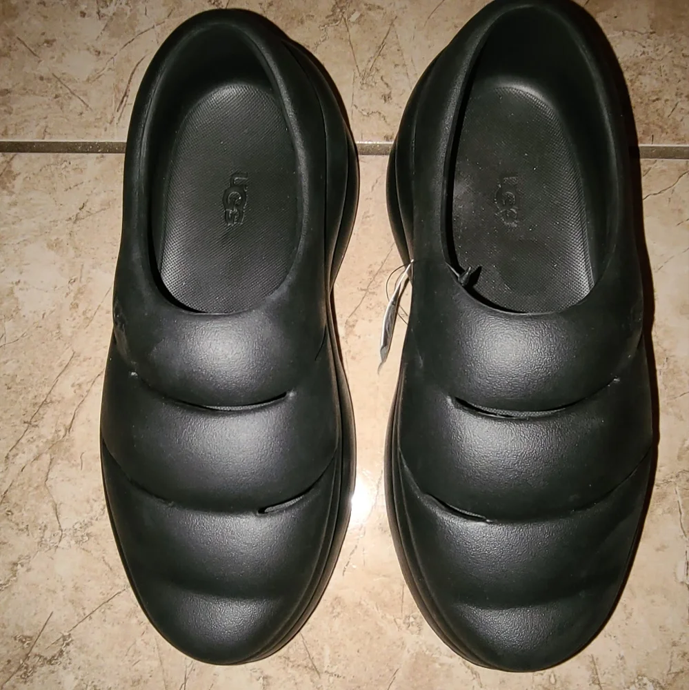UGG Big Kid's Sport Yeah Clog Shoes Black Size 6Y
